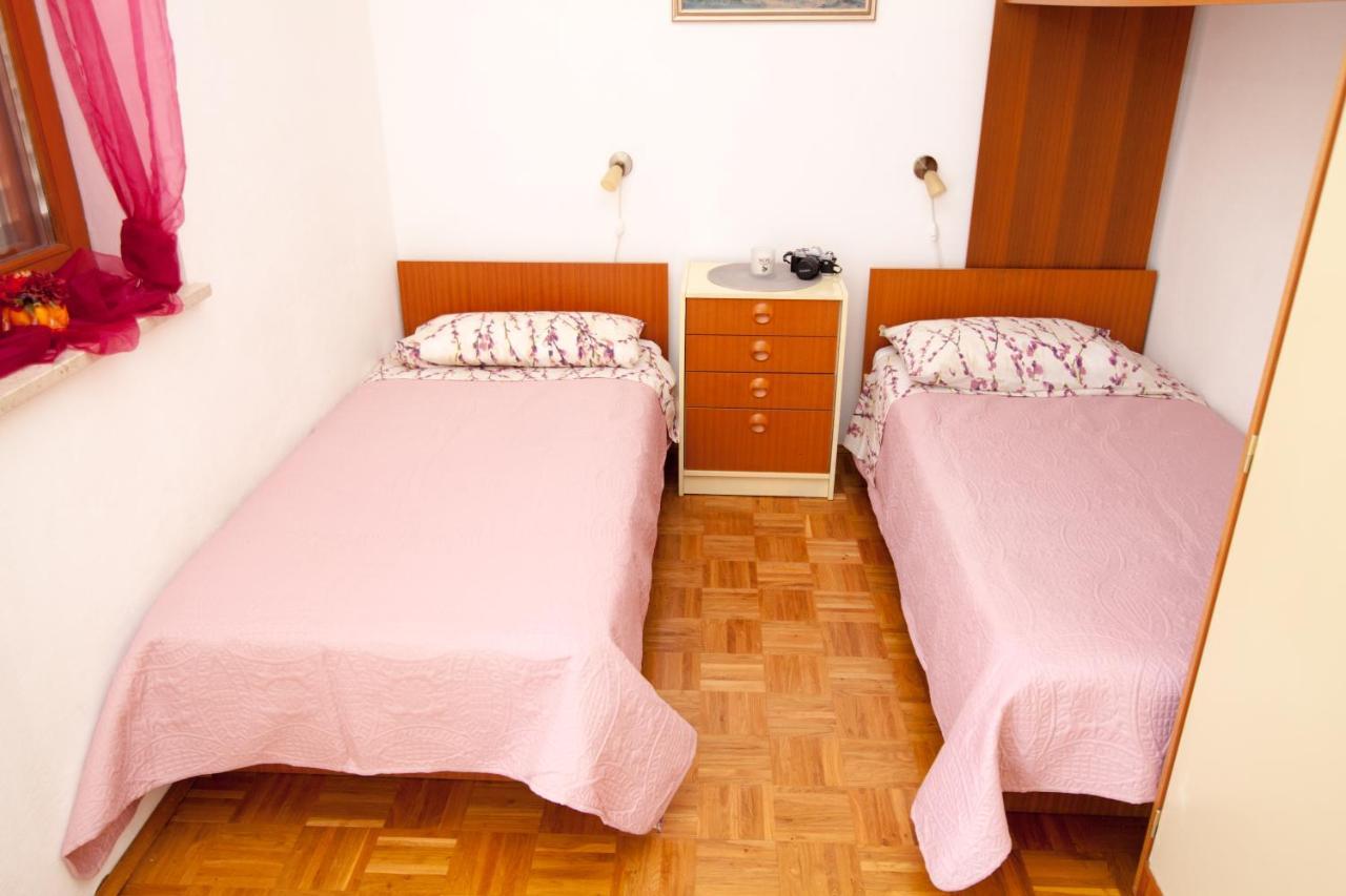 반졸레 Apartman Kristina 아파트 외부 사진