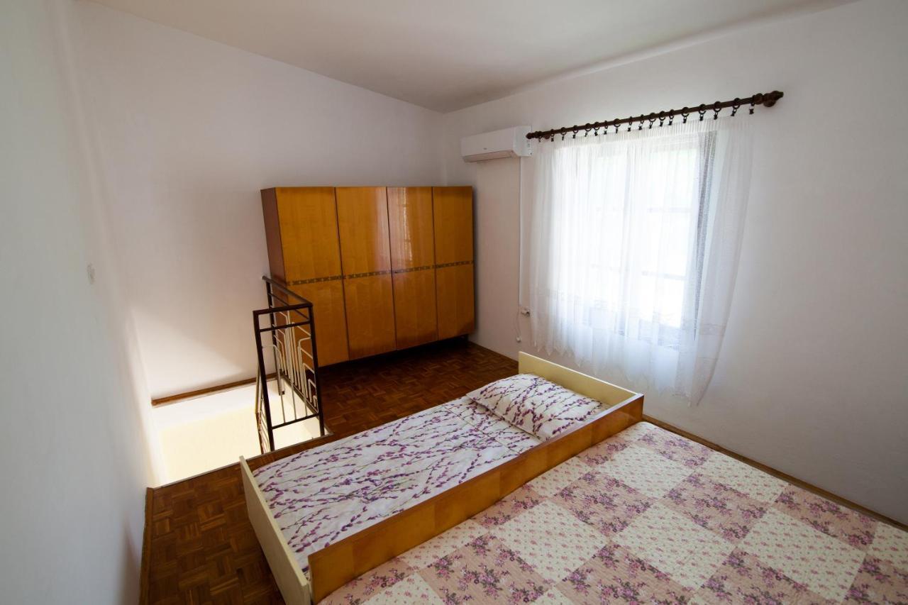 반졸레 Apartman Kristina 아파트 외부 사진